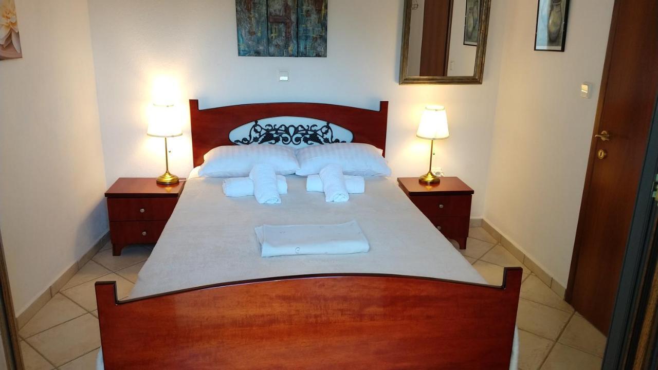 Natalia'S Apartments Nikiti  Luaran gambar